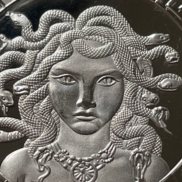 Medusa Silver coin. - Picture 8 of 9